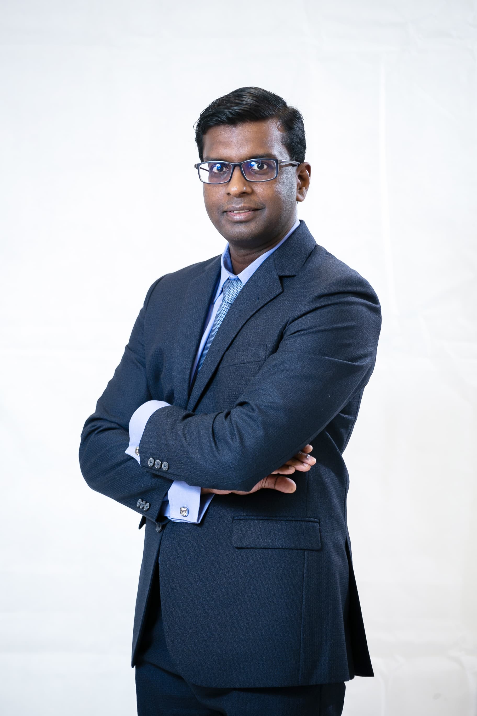 Assoc. Prof. Dr. Naveen A/L Rajadurai