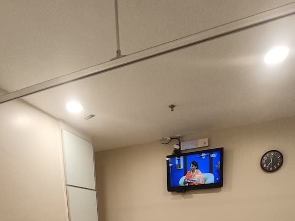 Review image 1